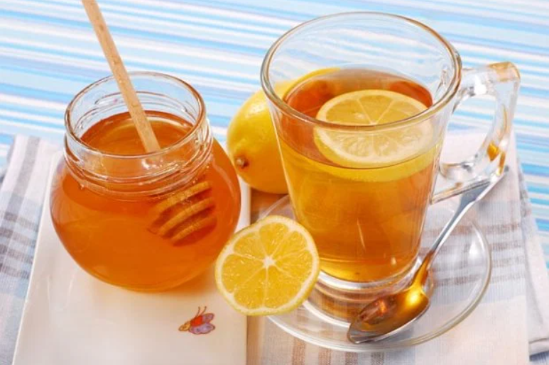 Bổ sung vitamin C cho cơ thể bằng món cam ép mật ong quen thuộc